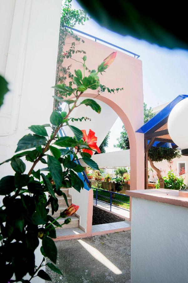 Marika Apartments Мастрихари Екстериор снимка
